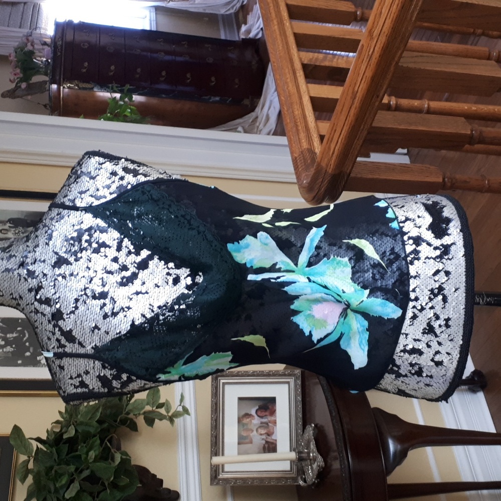 Dolce & Gabbana Black and Blue Floral Camisole - Picture 5 of 6